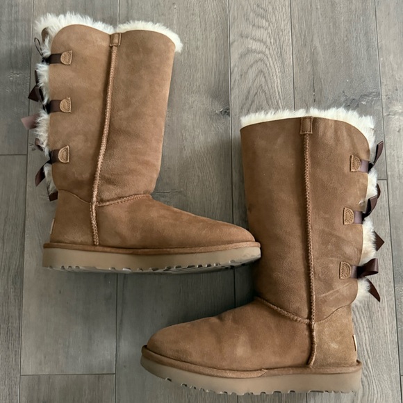 UGG Chestnut Bailey Bow Tall II Boots - Picture 3 of 8